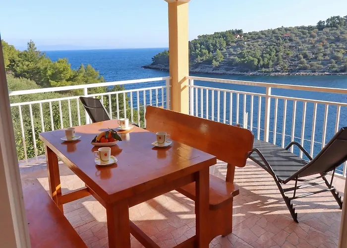 Nyaraló Peaceful House Senija *