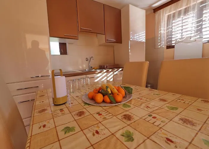 Nyaraló Peaceful House Senija